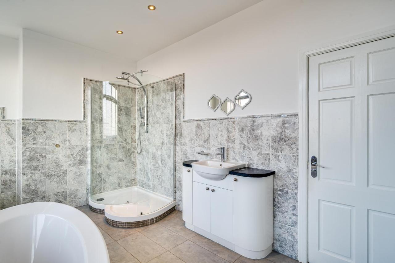 Wakefield Town House Villa Екстериор снимка