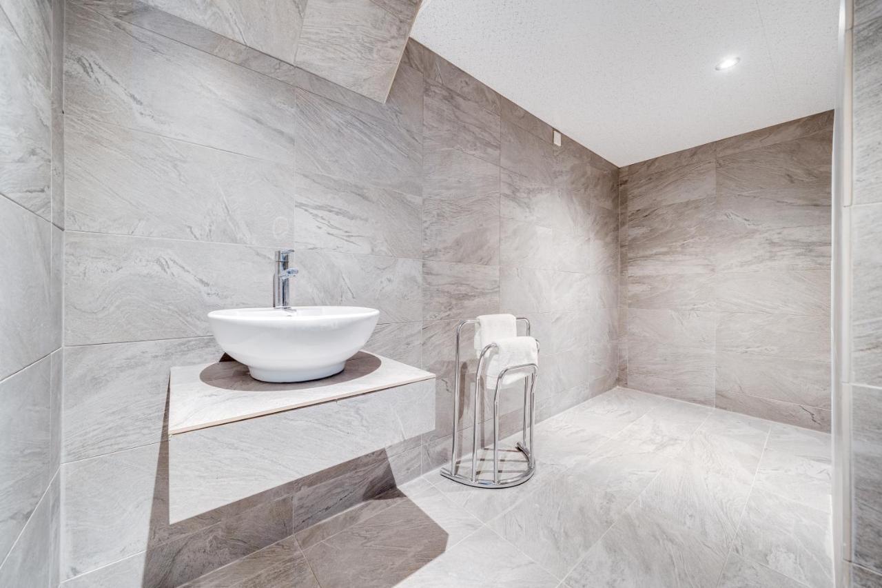 Wakefield Town House Villa Екстериор снимка