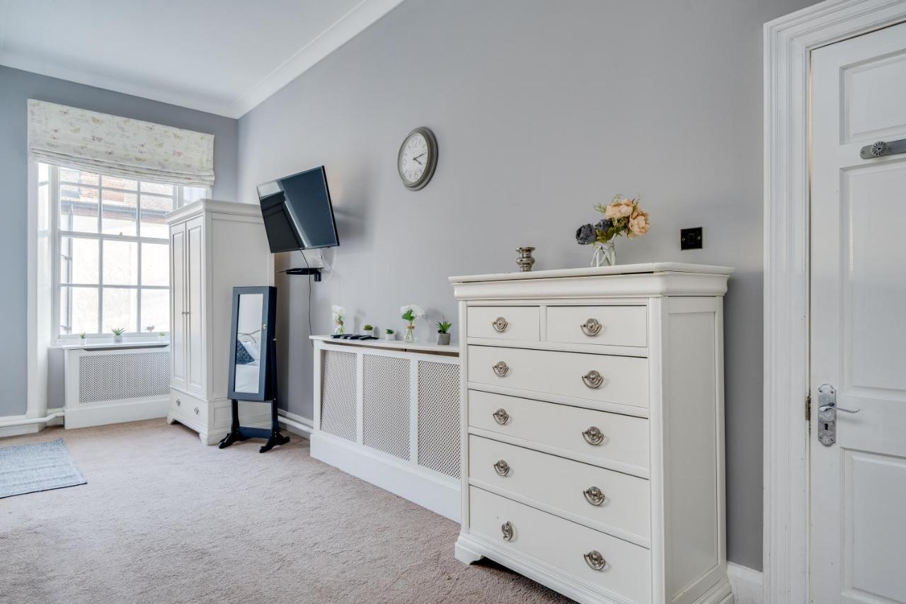 Wakefield Town House Villa Екстериор снимка