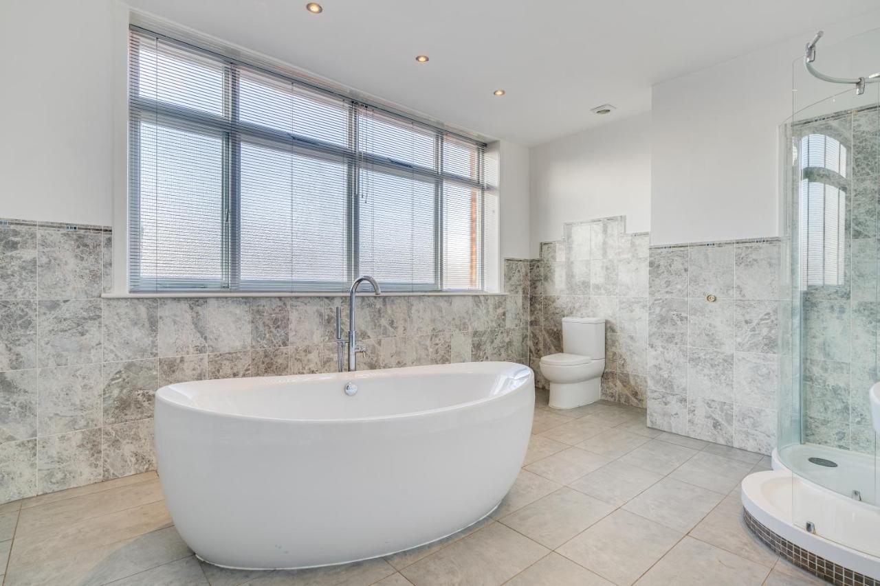 Wakefield Town House Villa Екстериор снимка
