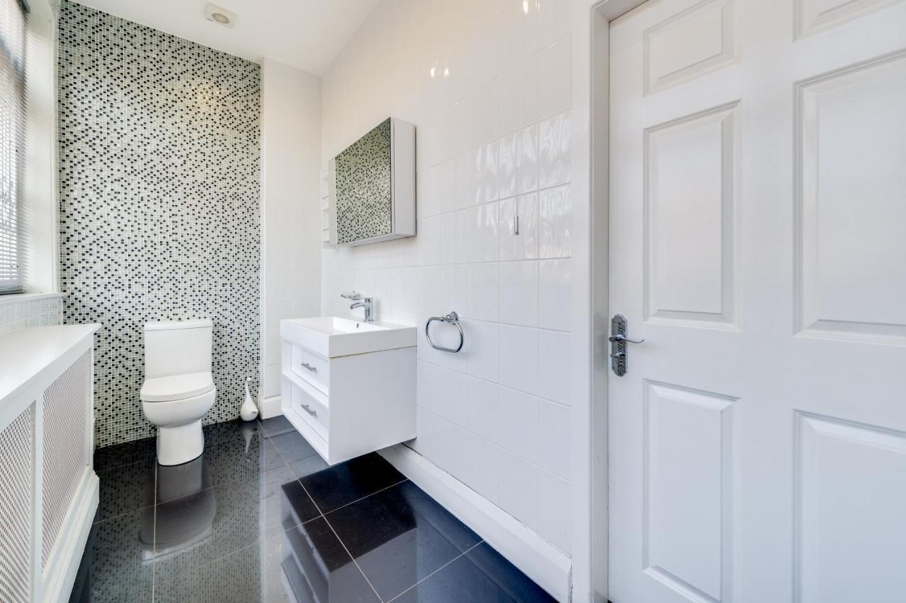 Wakefield Town House Villa Екстериор снимка