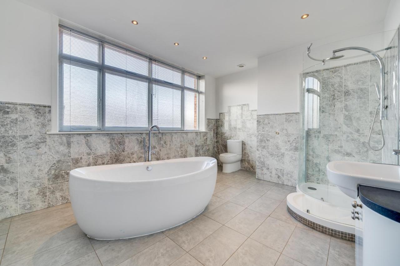 Wakefield Town House Villa Екстериор снимка